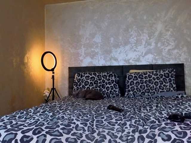 ParisVany26 live cam on BongaCams