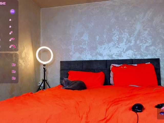 ParisVany26 live cam on BongaCams