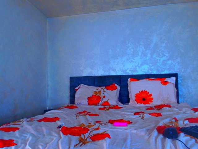 ParisVany26 live cam on BongaCams