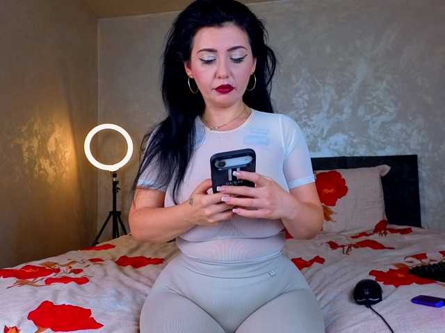 LauraVanessa