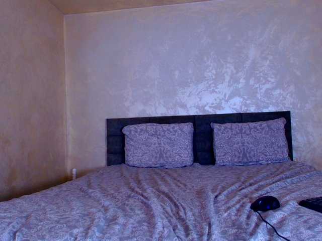 ParisVany26 live webcam show