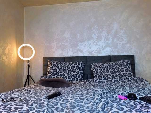 ParisVany26