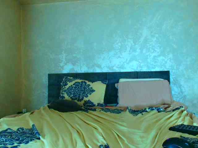 LauraVanessa webcam