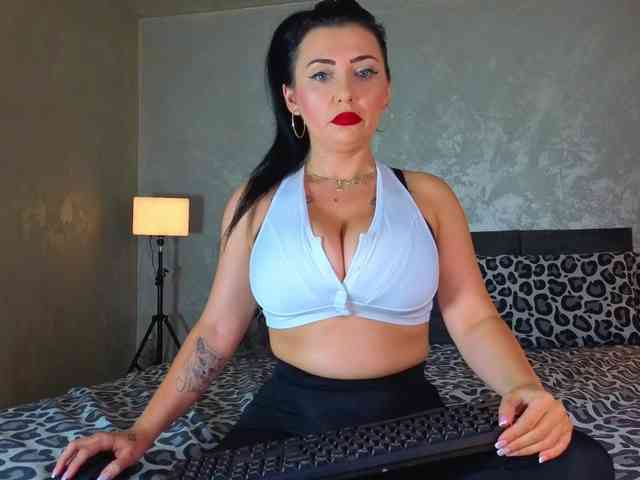 LauraVanessa webcam