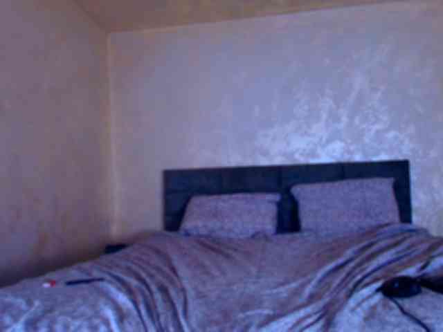 LauraVanessa webcam