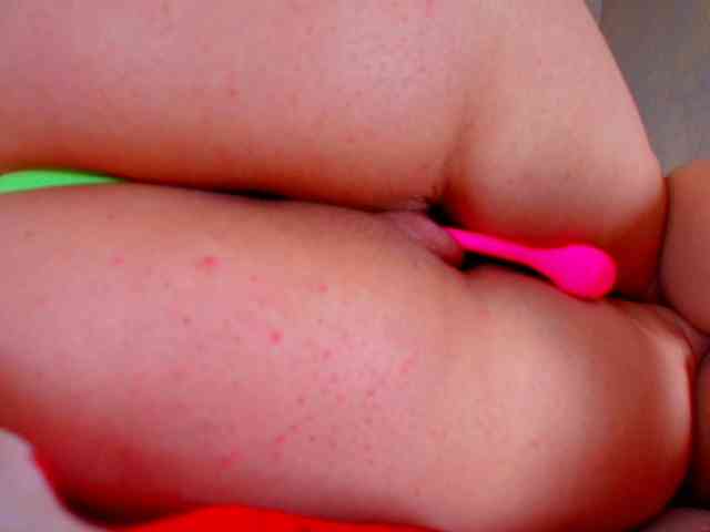 LauraVanessa webcam