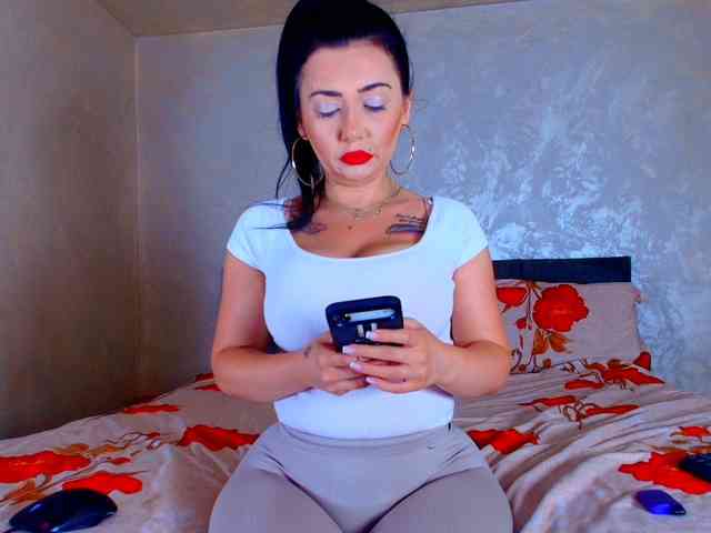LauraVanessa