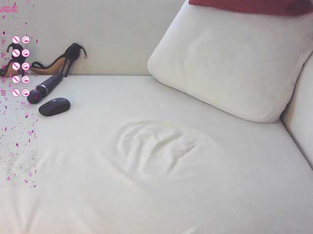 Milamilf live cam on BongaCams