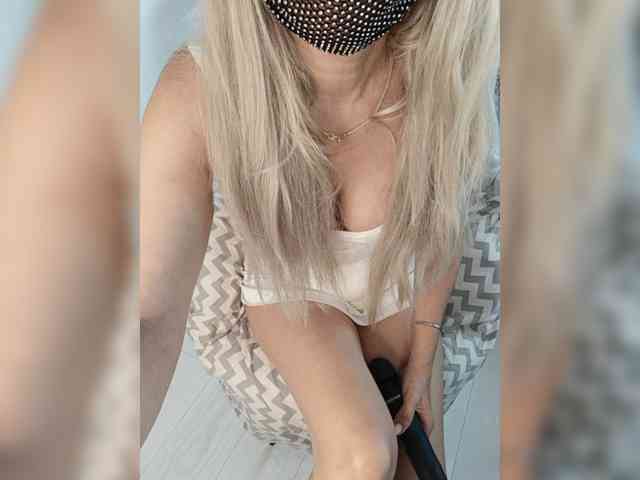 MilaLima webcam