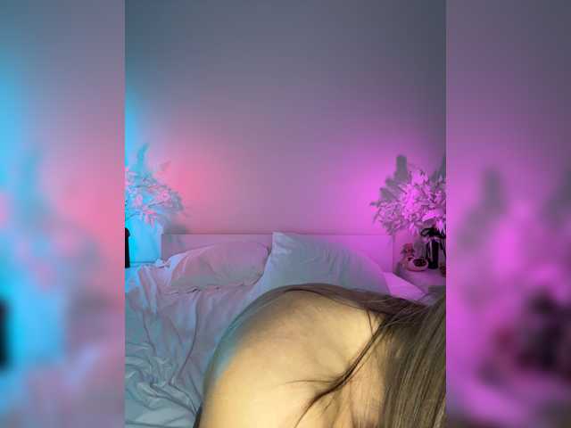 Model2021 live cam on BongaCams