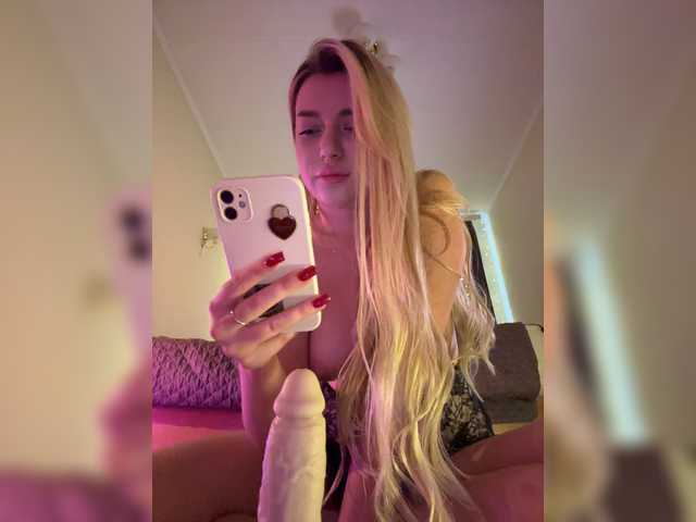 OhhMolly live cam