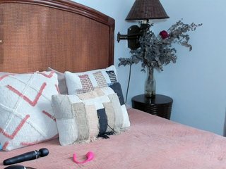 Christine_40 Porn Show