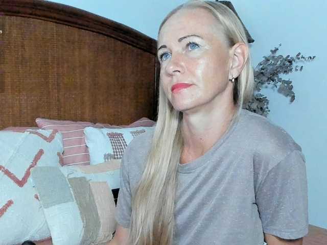 sweet-doll-20 live cam on BongaCams