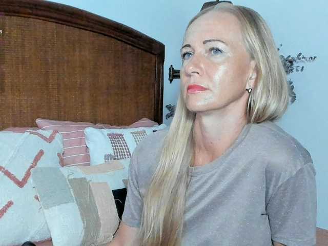 sweet-doll-20 live cam on BongaCams