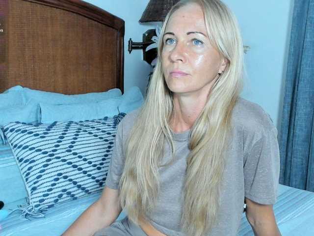 sweet-doll-20 live cam on BongaCams