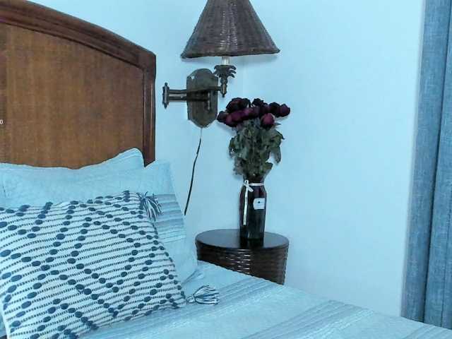 Christine_40
