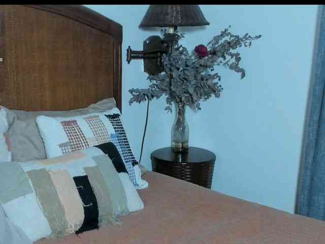 Christine_40 webcam