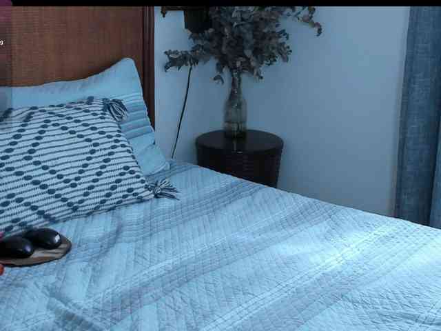 Christine_40 webcam