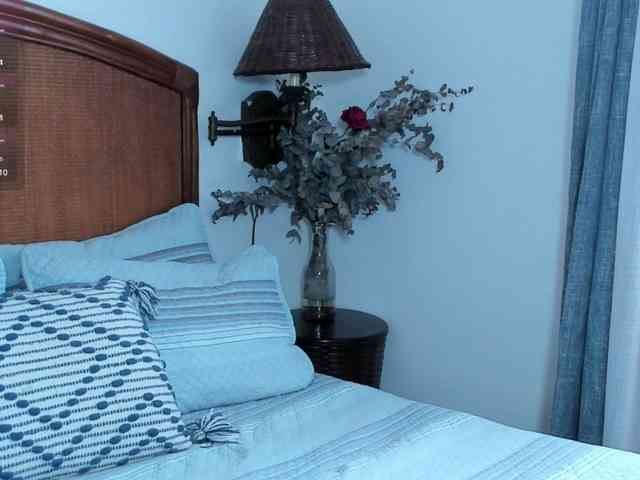 Christine_40 webcam