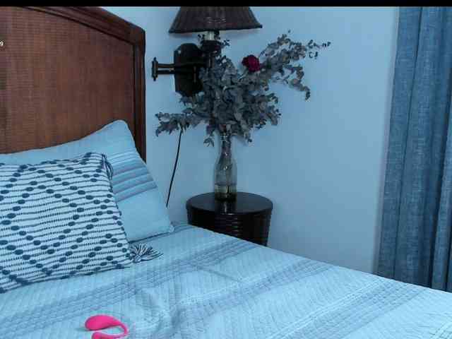 Christine_40