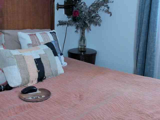 Christine_40 webcam