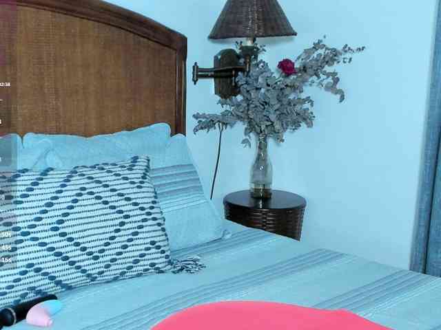 Christine_40 webcam