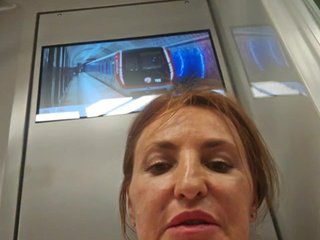 EditaMilf Porn Show