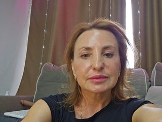 EditaMilf Porn Show