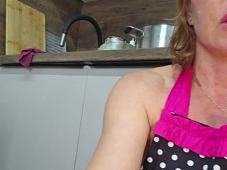 EditaMilf Porn Show