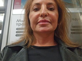 EditaMilf Porn Show