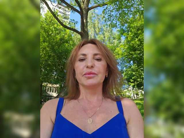 EditaMilf live cam on BongaCams