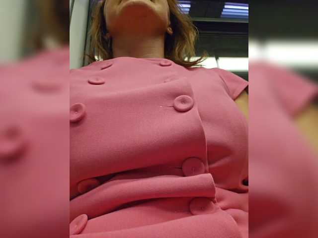 EditaMilf live cam on BongaCams