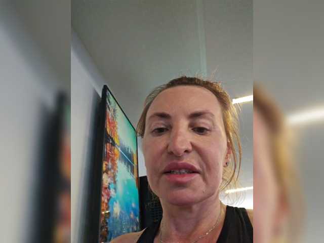 Live трансляция EditaMilf - slutnetki.online
