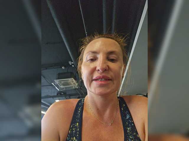 EditaMilf live cam on BongaCams