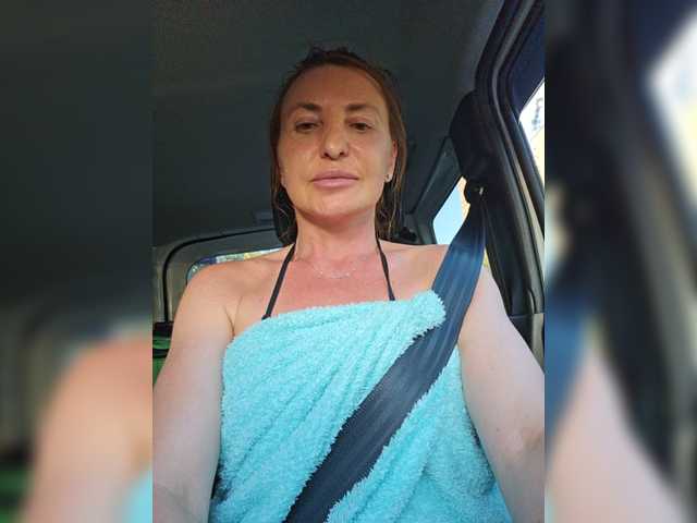 EditaMilf live cam on BongaCams