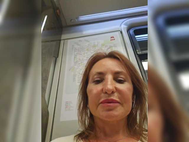 EditaMilf live cam on BongaCams