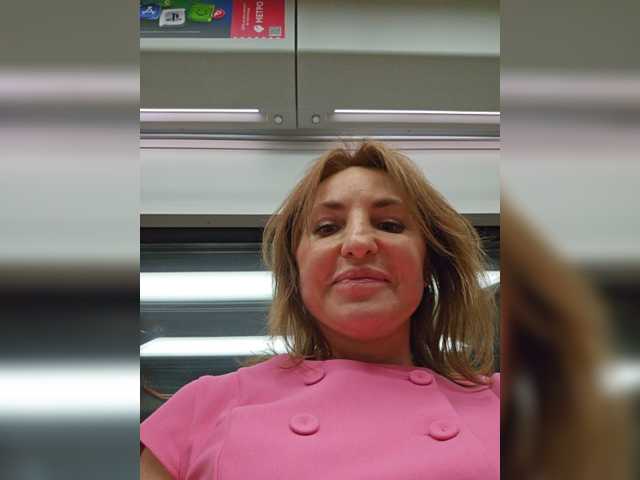 EditaMilf live cam on BongaCams