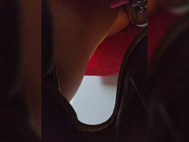EditaMilf live cam on BongaCams