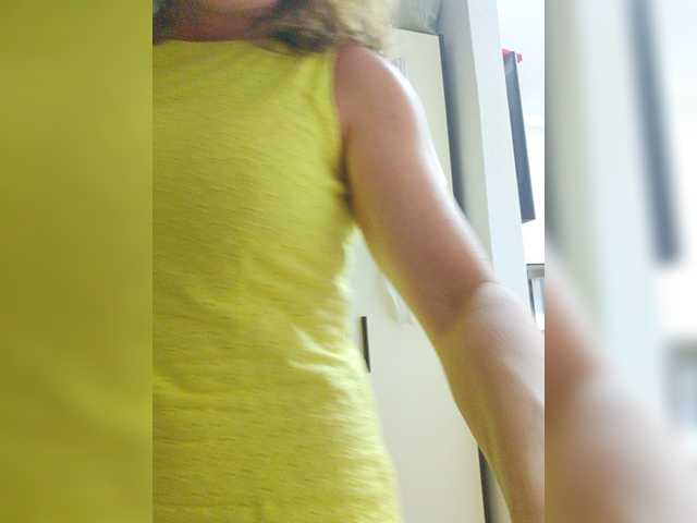 EditaMilf live cam on BongaCams