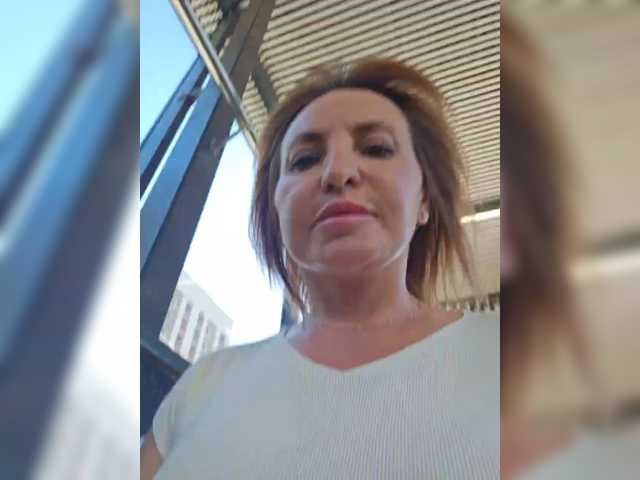 EditaMilf from BongaCams