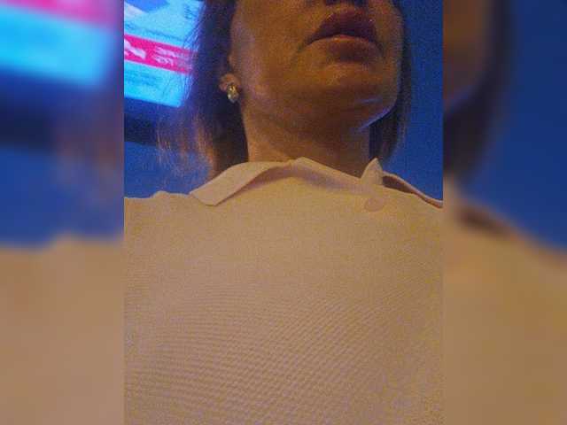 EditaMilf live cam on BongaCams