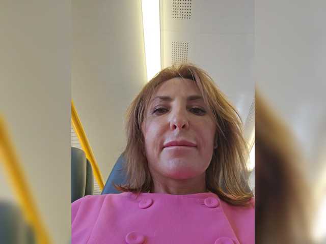 EditaMilf live cam on BongaCams