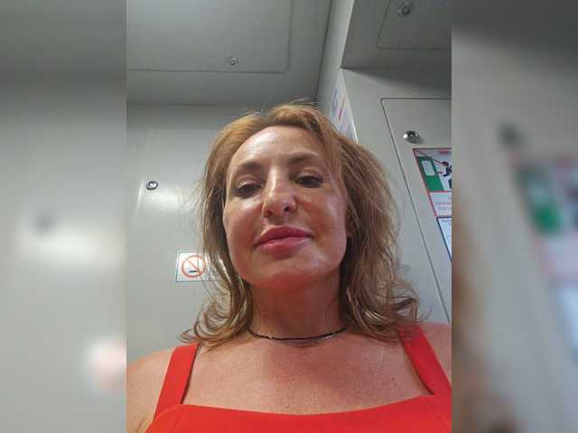 EditaMilf live webcam show