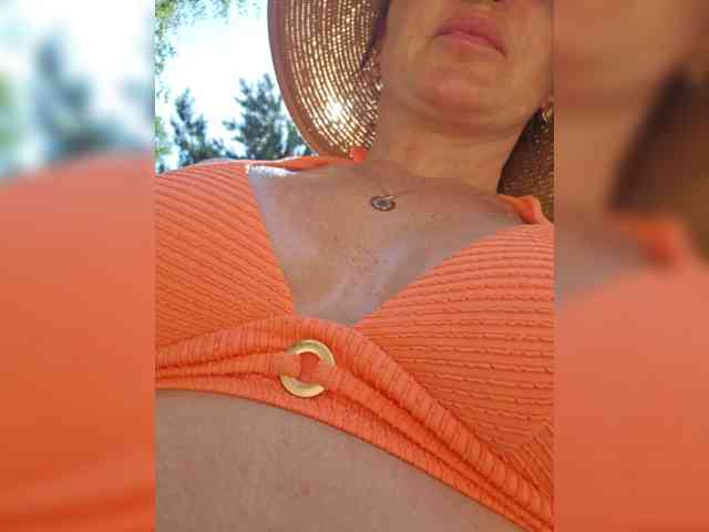 EditaMilf webcam