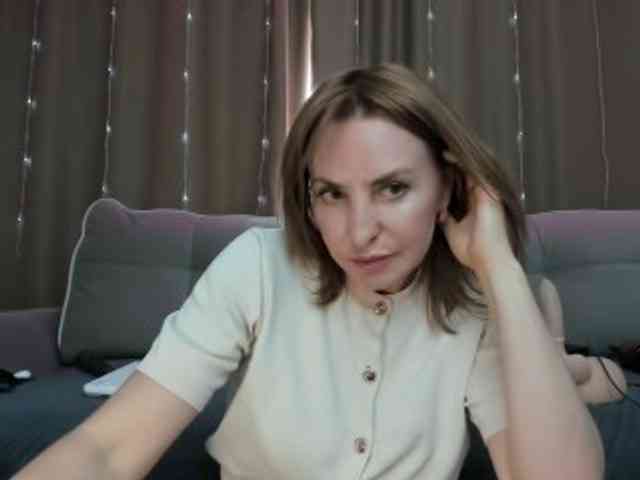 EditaMilf webcam