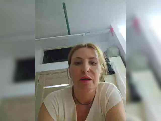 EditaMilf webcam
