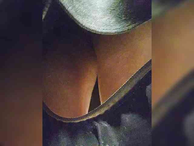 EditaMilf webcam