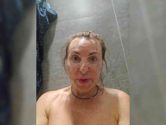EditaMilf Live Webcam on BongaCams