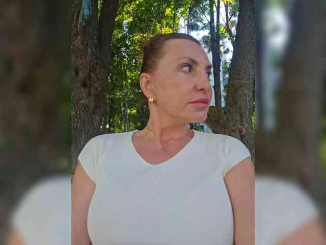 EditaMilf webcam