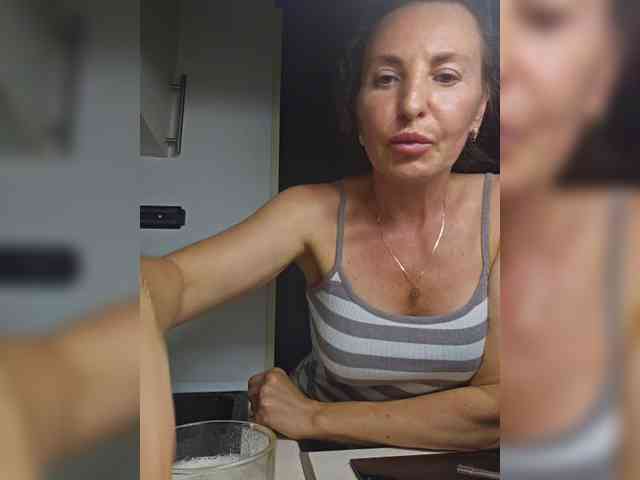 EditaMilf Sex Cam Show